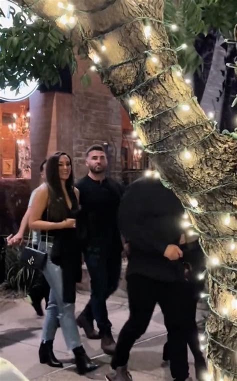 Jersey Shore Fans ‘cant Breathe As Ronnie Ortiz Magro And Ex Sammi