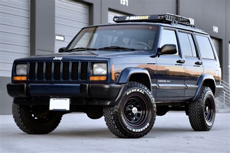 Jeep Cherokee Door