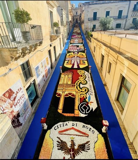 Noto Accoglie La Primavera Tutto Pronto Per L Infiorata 2023 Itinerari