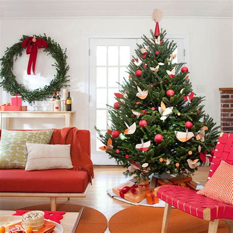 Noël approche : quel style de décoration de sapin de Noël adopter