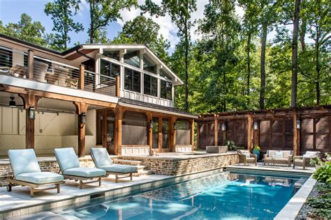 20 Sensational Farmhouse Swimming Pool Designs You Must See