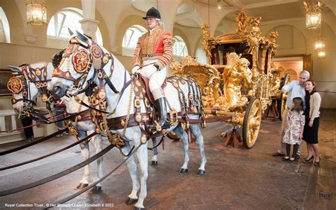 Book The Royal Mews Entrance Ticket Buckingham Palace Multimedia