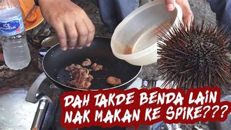 Makan Landak Laut Sea Urchin Fishing Camping Catch And Cook Youtube