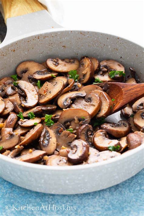 Sautéed Mushrooms With Garlic Kitchen At Hoskins