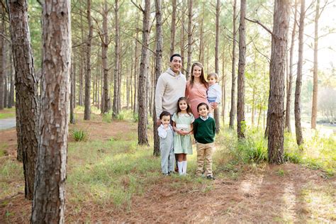 Ochoa Family Christmas by Baby Blu Photography