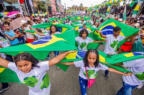 Tudo Pronto Para Mais Um Desfile De Setembro Em Sim Es Filho Neste