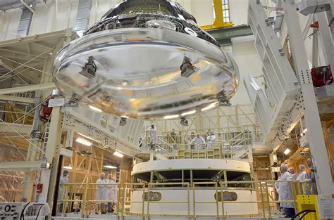 Nasas Orion Deep Space Capsule Completes Most Complex Parachute Test