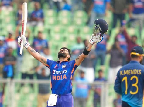 Ind Vs Nz St Odi Virat Kohli On Cusp Of Breaking Huge Records Of