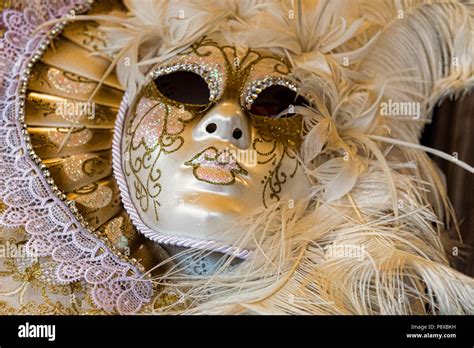 Gold Theatrical Masks Hi Res Stock Photography And Images Alamy