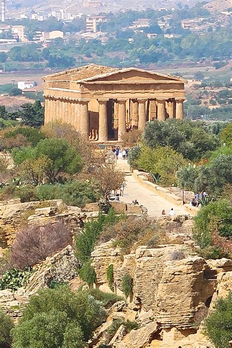 Scrumpdillyicious: Agrigento: Sicily's Spectacular Valley of the Temples