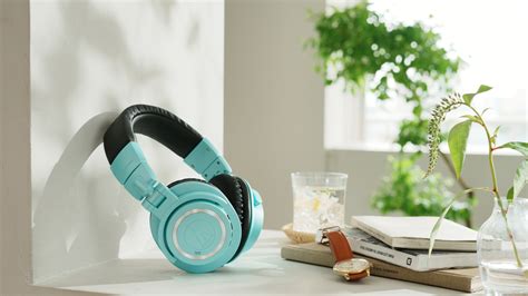 Audio Technica Ice Blue Bluetooth M X Headphones The Luxe Review