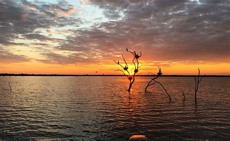 Lake Kariba, Zimbabwe: A Unique Spin on Safari - Africa Endeavours