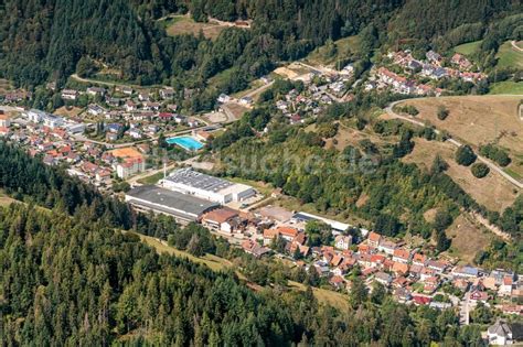 Zell Im Wiesental Aus Der Vogelperspektive Ortsansicht In Zell Im