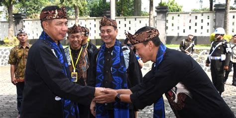 Panglima TNI Jenderal Agus Subiyanto Hadiri Silaturahmi BMP Di Cimahi