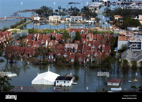 Aerial view of massive flooding caused by Hurricane Katrina Stock Photo ...