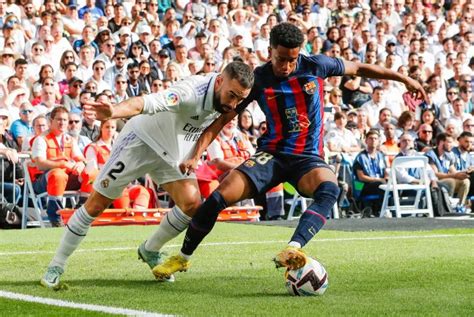 Le Real Madrid sadjuge le Clásico face à Barcelone Liga J9 Real