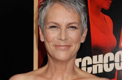 Jamie Lee Curtis Takes Home Oscar Award For Best Supporting Actress