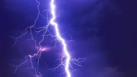 Louisiana One Of 3 States Where Longest Lightning Bolt Recorded