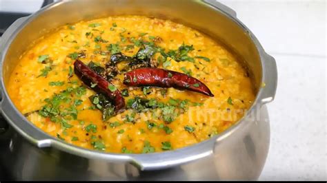 How To Cook Dhaba Restaurant Style Dal Khichdi Recipe