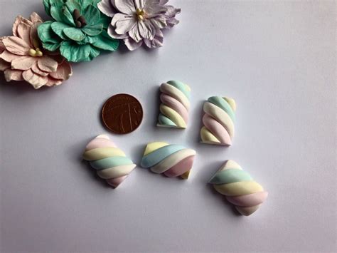 Flatback flump marshmallows embellishments deco pack of 5