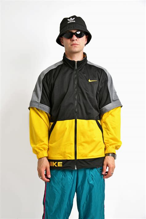 NIKE Old School jacket black yellow | Shop vintage clothing online for men