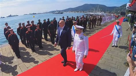 A La Spezia La Festa Della Marina Militare Italiana Italiani It