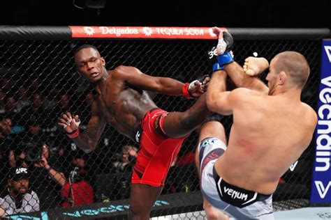 Ufc Sean Strickland Stuns Adesanya Becomes New Middleweight Champion