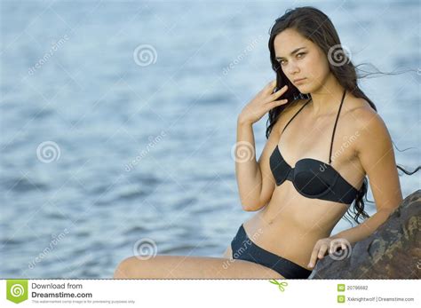 Estate Teenager In Costume Da Bagno Da Acqua Fotografia Stock Immagine Di Pelle Bikini 20796682