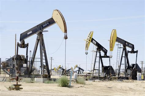 Plugging Abandoned Wells An Idea Loved By Both Parties