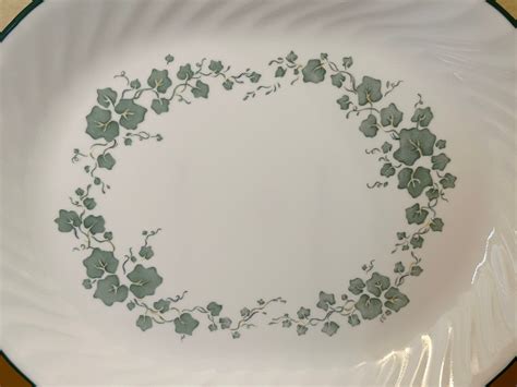 Corelle Callaway Green Ivy Swirl Pattern 12 Platter Corning White Green