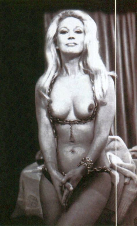 Naked Luisa Rivelli Added 07 19 2016 By DragonRex