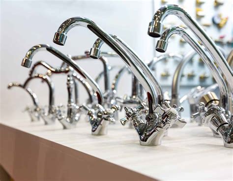 Types Of Kitchen Sink Faucets & Which To Buy