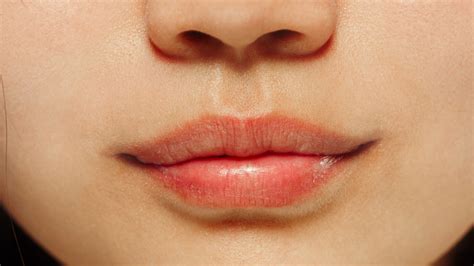 5 Natural Remedies For Treating Chapped Lips During Winters India Tv