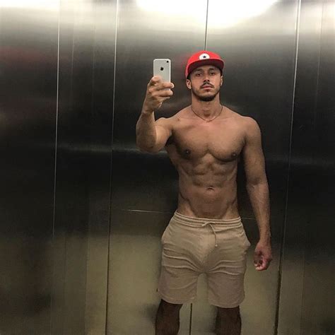 Diego Barros no Instagram Homens Homens fortões Atores