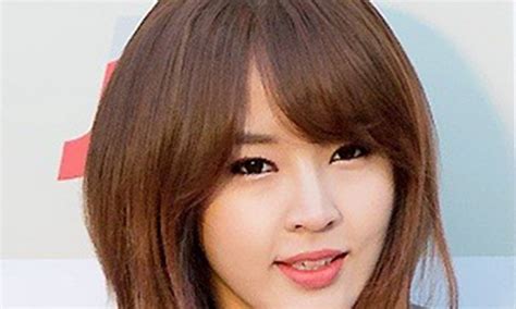 Jiyoon Kpop Reporter K Pop Breaking News And Gossip