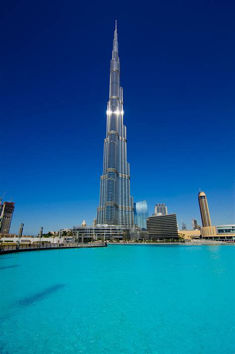 Burj Khalifa, Dubai, Uae – License image – 13877667 lookphotos