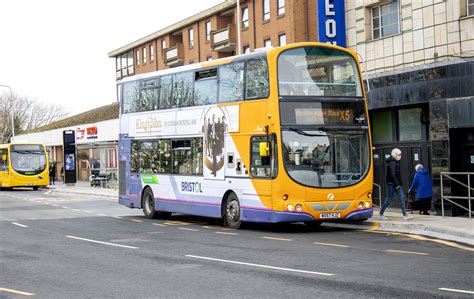 First Bus West Of England Wright Gemini WX57 HJZ 37319 W Flickr