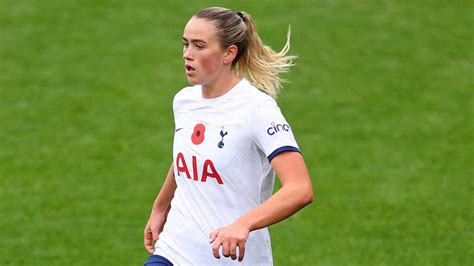 Lionesses Debutant Grace Clinton Credits Georgia Stanway And Ella Toone