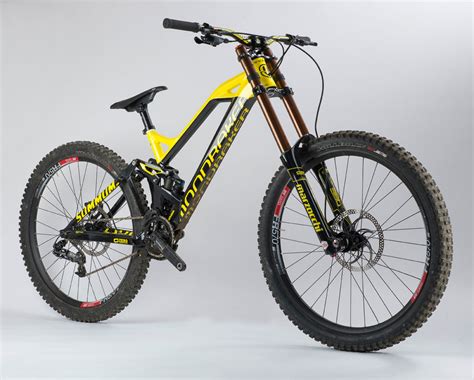 Test Vtt Mondraker Summum Pro V Lo Racing Dh