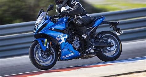 Essai Suzuki Gsx 8r La Sportive Polyvalente