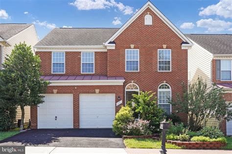 Lorton, VA Real Estate - Lorton Homes for Sale | realtor.com®