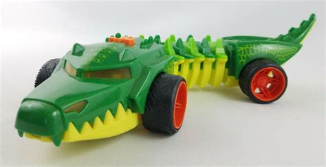 Toy State Hot Wheels Mutant Machines Commander Croc Light Sound