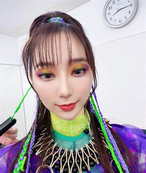 ファーストサマーウイカさんのインスタグラム写真 ファーストサマーウイカinstagram「ヘアスタイリングandヘアエクステ