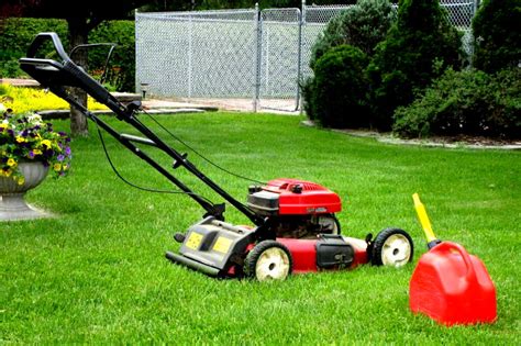 15 Reasons Why Your Petrol Lawn Mower Keeps Cutting Out