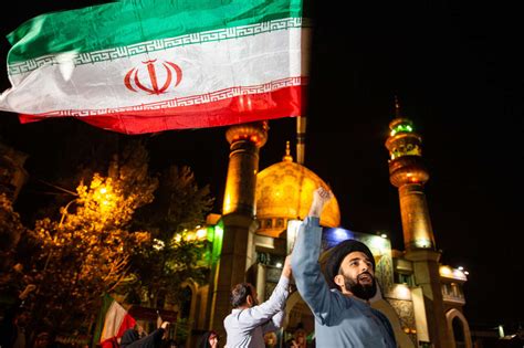 Attaque Sur Isra L Les M Dias Li S Au Pouvoir Iranien Saluent Une