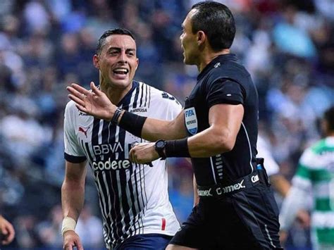 Funes Mori estalla contra el arbitraje y revela qué le dijo al árbitro