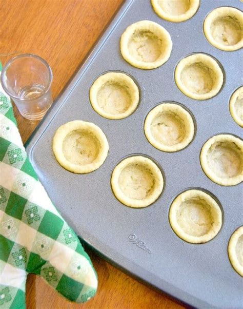 How To Make Cookie Cups Cookie Cups Recipe Pillsbury Dough