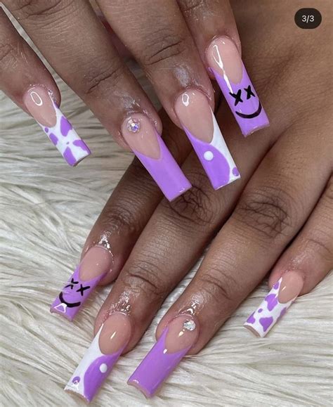 𝐢𝐠 𝐚𝐧𝐧𝐚𝐬𝐚𝐜𝐫𝐲𝐥𝐢𝐱 Purple nail designs Purple nails Pink acrylic nails