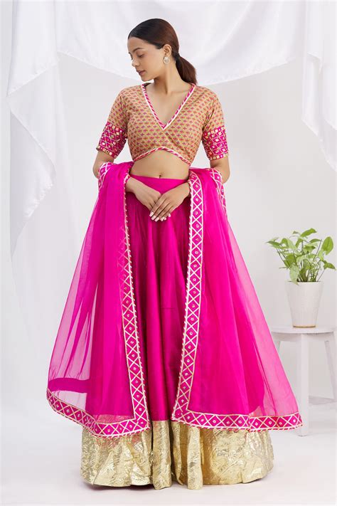 Buy Pink Raw Silk Embroidered Mirror And Thread Work V Neck Lehenga Set