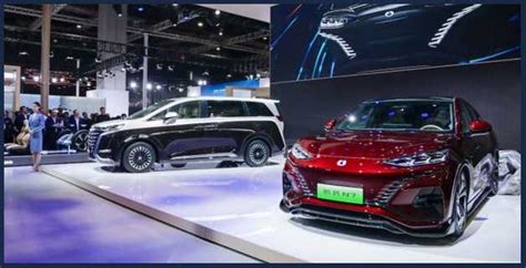 Byd electric car 7 seater innovations in Shanghai |Byd Yangwang U8 - Ev-riders